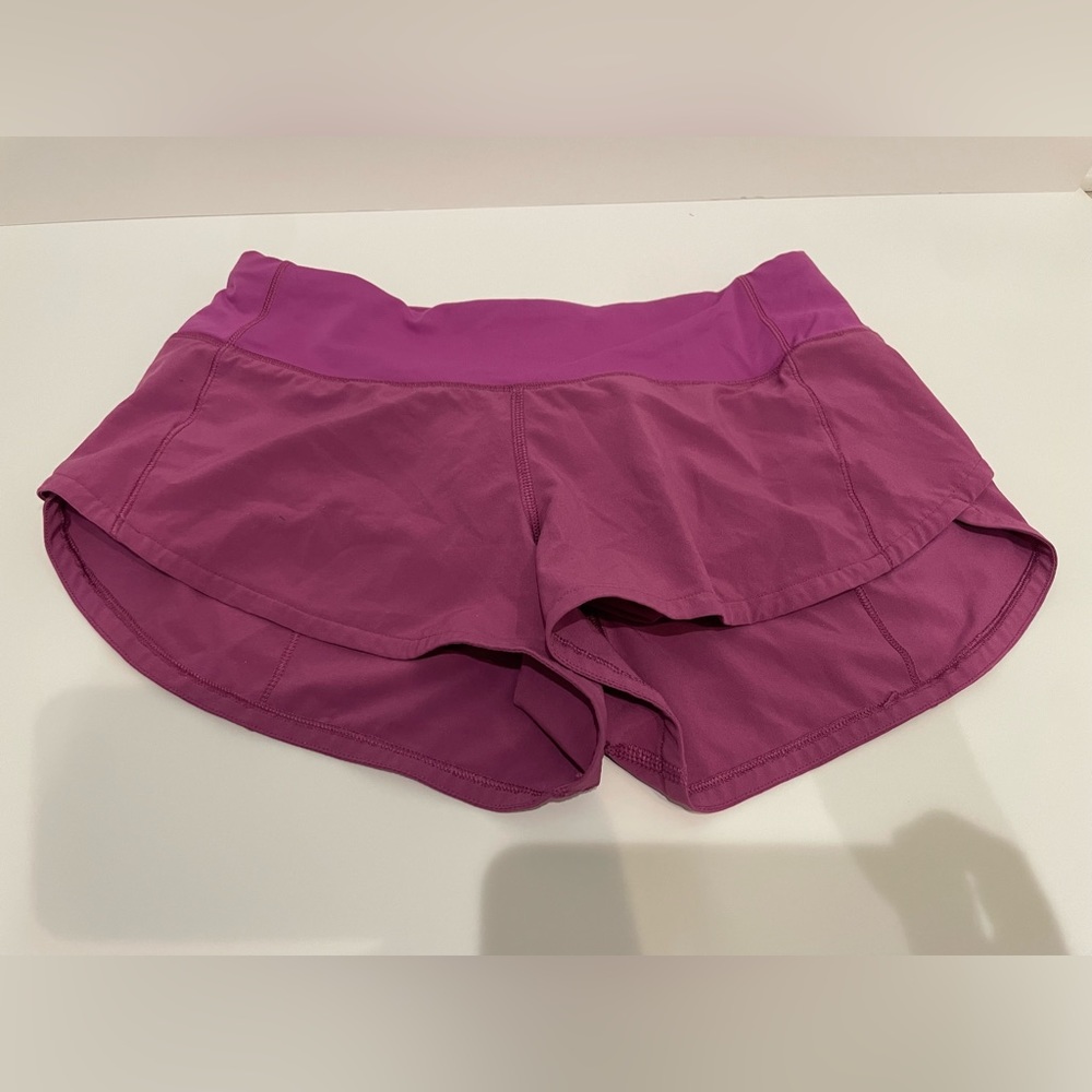Women’s Lulu Lemon Speed Up shorts size 2